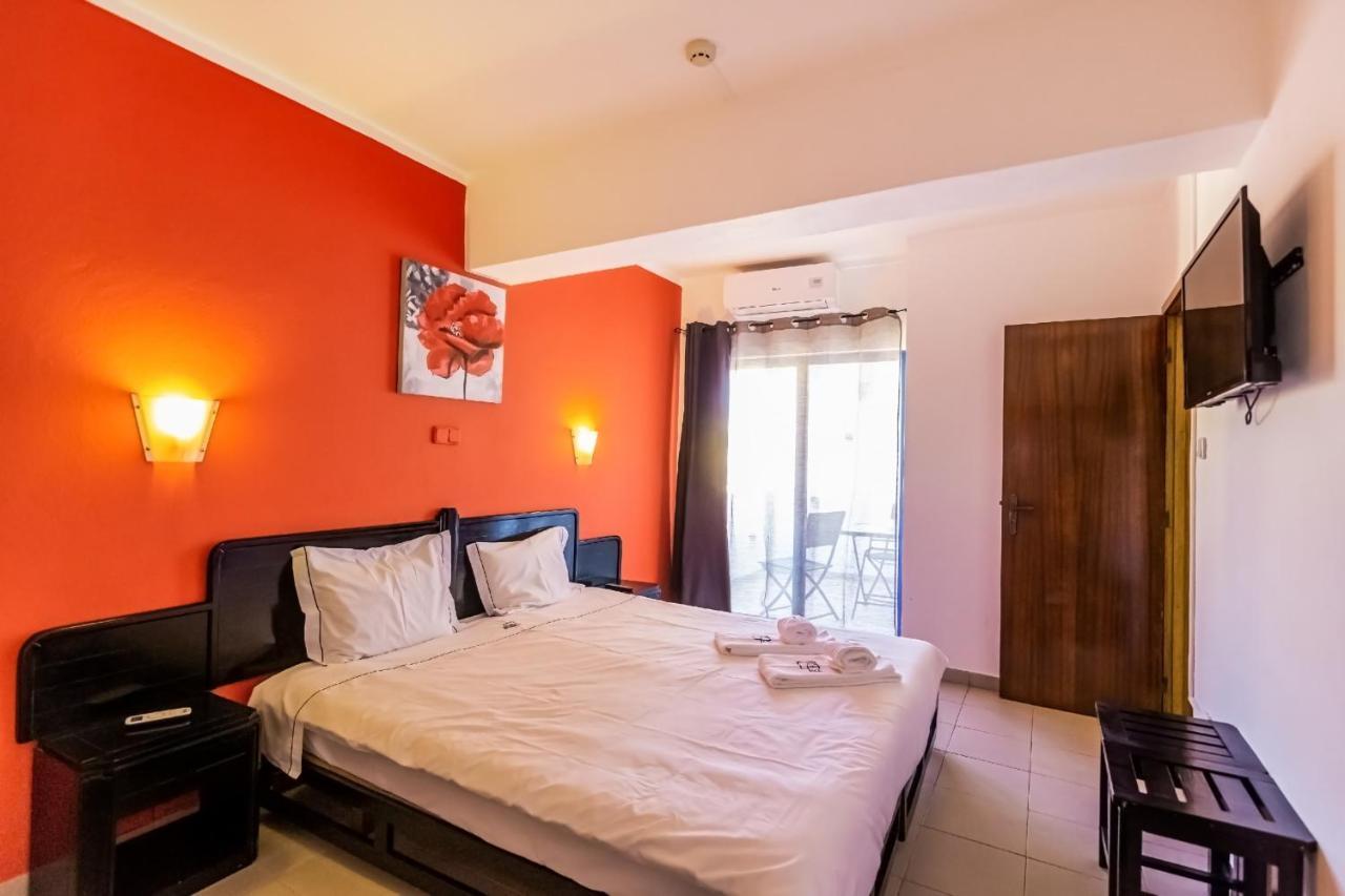 Apartment In Praia Da Rocha With A-C, Terrace In Portimão Zewnętrze zdjęcie